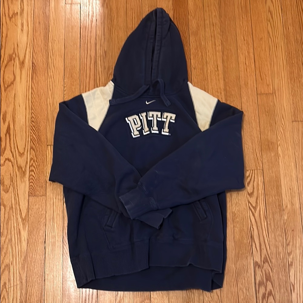 Nike Pitt Sweatshirt